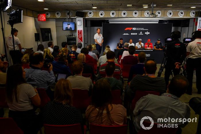 Pierre Gasly, Red Bull Racing, Valtteri Bottas, Mercedes AMG F1, Carlos Sainz Jr, McLaren, Sebastian Vettel, Ferrari y George Russell, Williams Racing en Conferencia de Prensa 