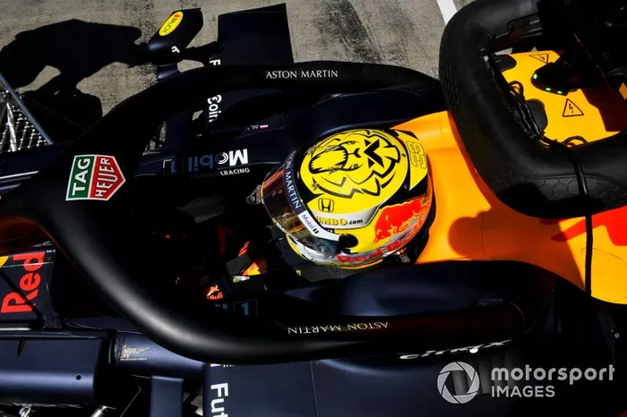 El casco de Max Verstappen, Red Bull Racing RB15, para el GP de Austria