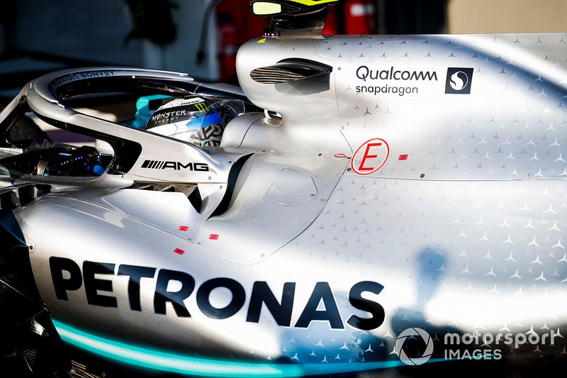 Yarış galibi Valtteri Bottas, Mercedes AMG F1, Parc Ferme