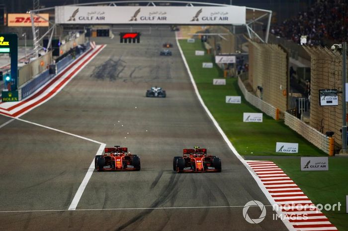 Charles Leclerc, Ferrari SF90, Sebastian Vettel, Ferrari SF90 por el liderato