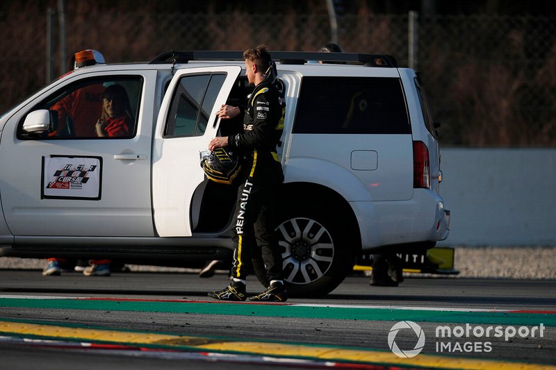 Nico Hulkenberg, Renault F1 Team stops on track