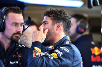 Daniel Ricciardo, Red Bull Racing ve Simon Rennie, Red Bull Racing Yarış Mühendisi