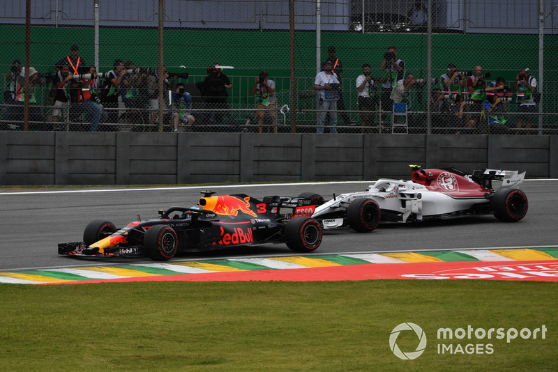 Daniel Ricciardo - Red Bull Racing: 9 puan