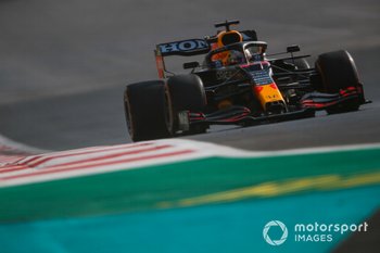 Verstappen verslaat Hamilton in kwalificatie voor GP van Abu Dhabi