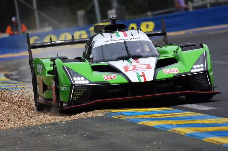 #Lamborghini Iron Lynx Lamborghini SC63 : Romain Grosjean, Andrea Caldarelli, Matteo Cairoli.