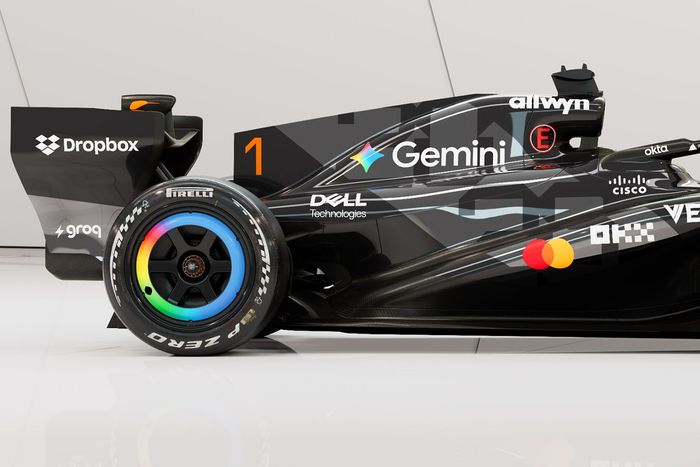 McLaren MCL40 Barcelona Test livery 