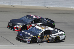 Aric Almirola, Stewart-Haas Racing, Ford Fusion Smithfield and Gray Gaulding, BK Racing, Toyota Camry BK Racing