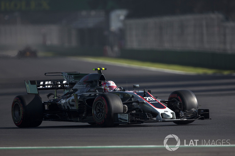 17. Kevin Magnussen, Haas F1 Team VF-17