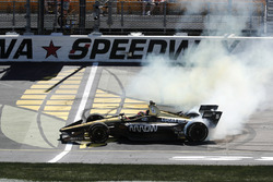 Race winner James Hinchcliffe, Schmidt Peterson Motorsports Honda