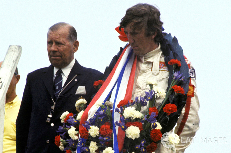 Podium : le vainqueur Jochen Rindt, Lotus