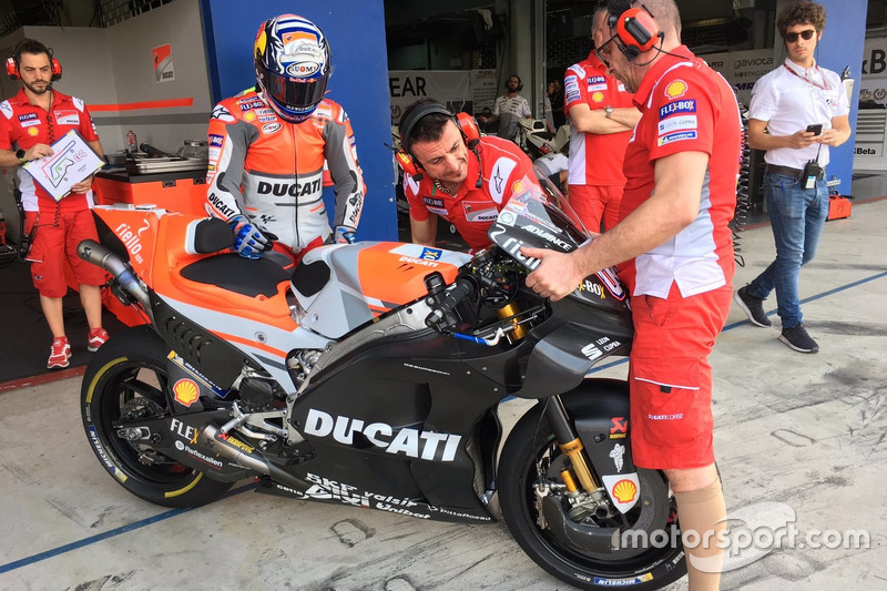 Andrea Dovizioso, Ducati Team with fairing