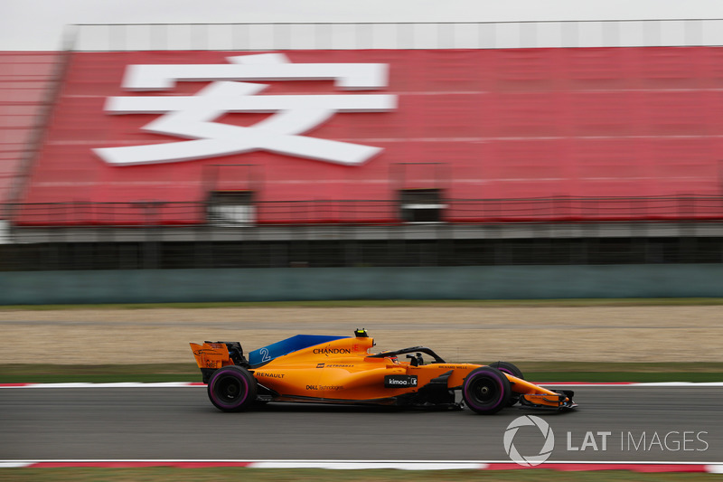 Stoffel Vandoorne, McLaren MCL33 Renault