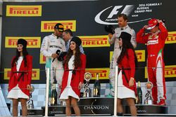 Podio: ganador Nico Rosberg, Mercedes AMG F1 Team; segundo lugar Lewis Hamilton, Mercedes AMG F1 Tea