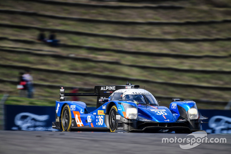 #36 Signatech, Alpine A460: Gustavo Menezes, Nicolas Lapierre, Stéphane Richelmi