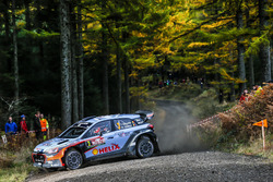 Тьєррі Ньовілль, Ніколя Жільсуль, Hyundai i20 WRC, Hyundai Motorsport