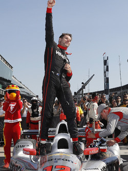 Le vainqueur Will Power, Team Penske Chevrolet