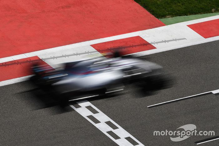 Lance Stroll, Williams FW40