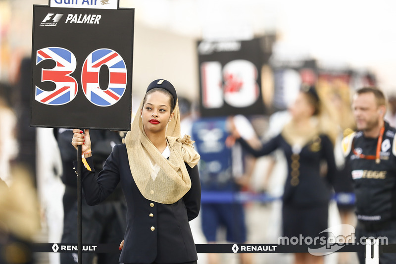 Grid Girl for Jolyon Palmer, Renault Sport F1 Team