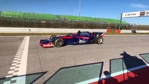 Primeras vueltas del Toro Rosso STR14