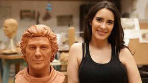 Escultura de Ayrton Senna realizada por su sobrina.
