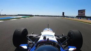 Una hotlap de Damon Hill en el Williams FW18 de 1996