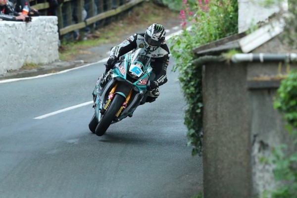 Isle of Man TT 2022: Michael Dunlop erobert im Supersport-Rennen 20. TT-Sieg