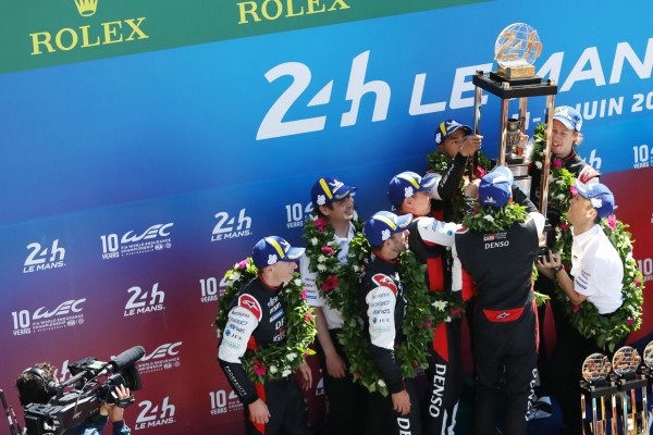 24h Le Mans 2022: Fünfter Toyota-Sieg im Zeichen von Ryo Hirakawa