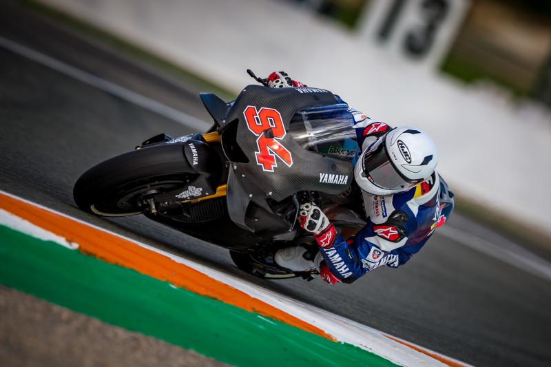 Shakedown-Test in Sepang: Folger-Sturz, Regenpause und Aprilia-Bestzeit