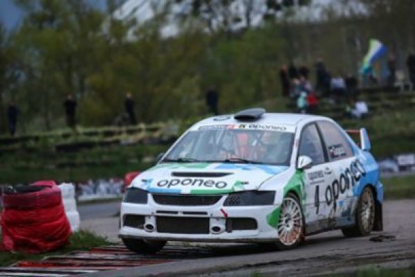 Dramat Oponeo Motorsport