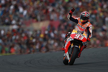M&aacute;rquez impone r&eacute;cord y logra su triunfo 13 del a&ntilde;o en Valencia
