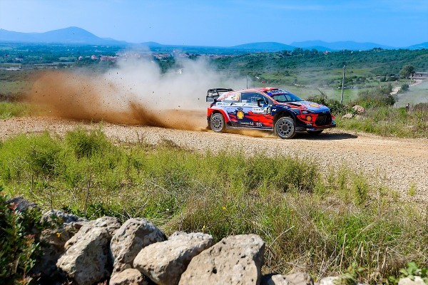 WRC Rally Italy: Hyundai's Sordo holds Sardinia lead on opening day