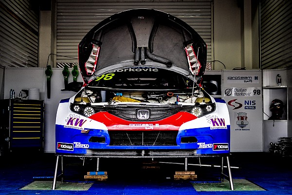 Proteam no correr&aacute; en la fecha del WTCC en Hungr&iacute;a