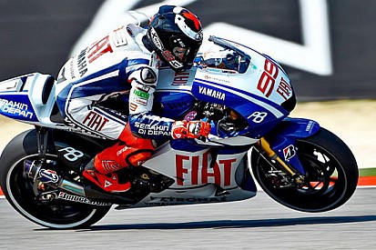 Misano, libere 2: Lorenzo risponde a Pedrosa