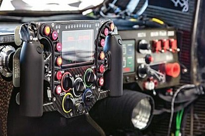 Porsche 919: volante più estremo di quelli di F.1!