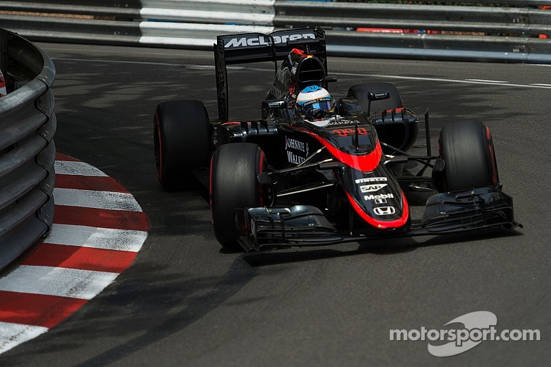 Alonso ne s'estime pas répréhensible pour son contact avec Hülkenberg