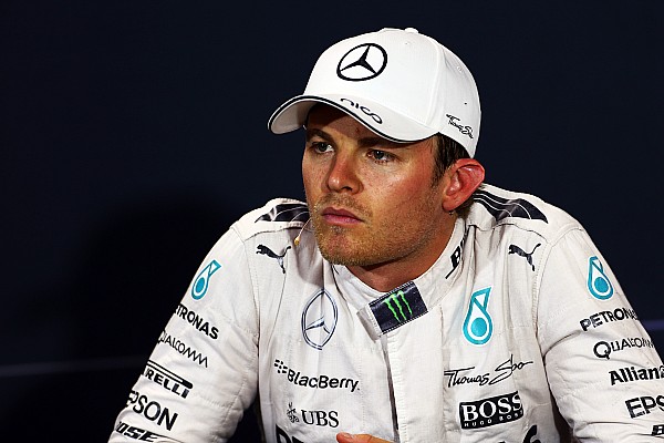 Rosberg: yo no voy a cambiar por Ecclestone
