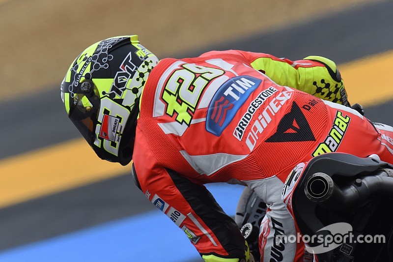 Qualifs - 1ère pole pour Iannone; Rossi et Márquez partiront de loin