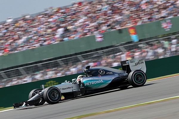 Hamilton é o mais rápido na primeira sessão em Hungaroring