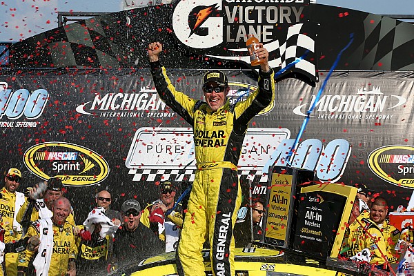 Matt Kenseth conquista Michigan