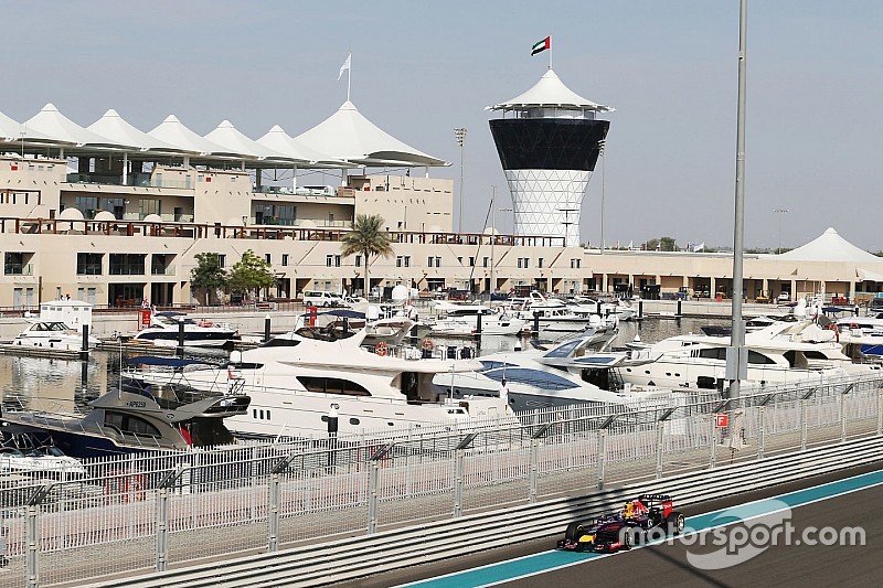 Carlos Sainz Jr, Red Bull Racing RB10, piloto de pruebas