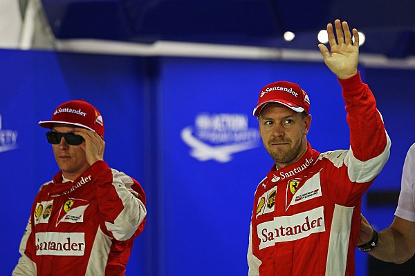 Vettel voló hacia la pole en Singapur