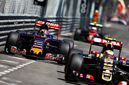 Jos Verstappen denkt dat Max de nieuwe ‘Boss’ is