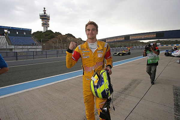 Dillmann firma con AVF  para 2016 en la  Fórmula Renault 3.5