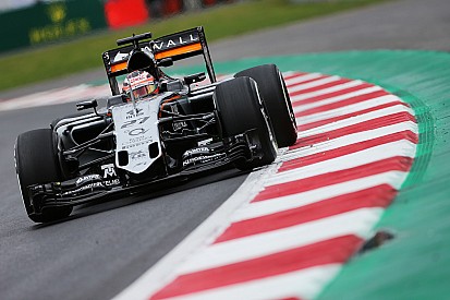 Standaardmotor is feitelijk strijd om de macht in de Formule 1