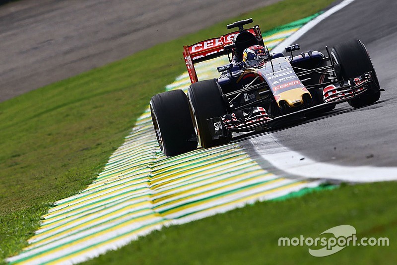 Horner: 'Teams hoeven niet met Verstappen te onderhandelen'