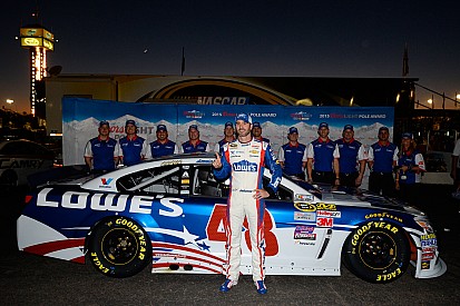Jimmie Johnson secures Phoenix pole
