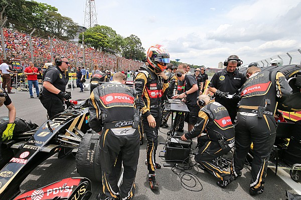 El personal de Lotus no merece terminar mal el a&ntilde;o, dice Grosjean