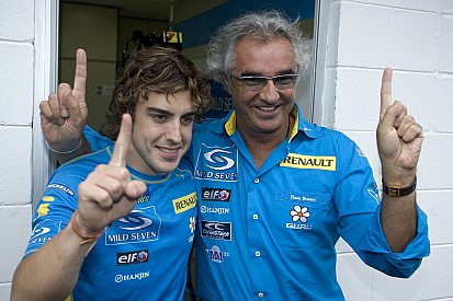 Briatore: 'Drie jaar voor eerste Renault-zege is te lang'