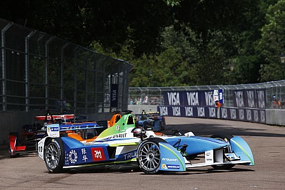 Equipe de Jarno Trulli oficializa saída da Fórmula E