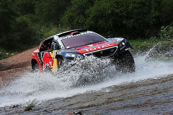Peugeot no se confía en el Dakar
